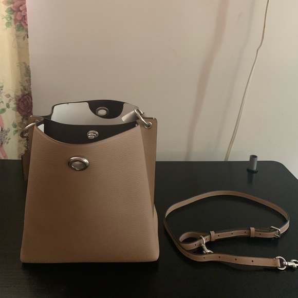 Coach Charlie bucket tote bag in taupe with silver hardware - Picture 4 of 10
